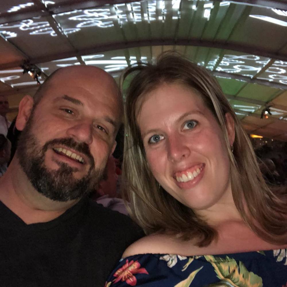 Meet your Posher, Casey